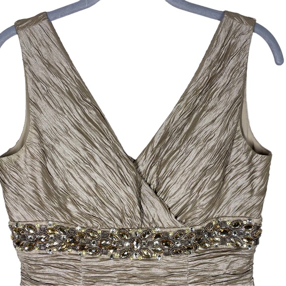 Eliza J Ruched Embellished Cocktail Dress Champagne Size 4 - Picture 4 of 8